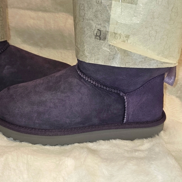 UGG Bailey Bow - Picture 6 of 9